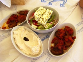 græsk salat tzatziki mm